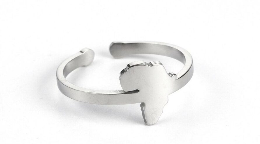 Africa ring silver